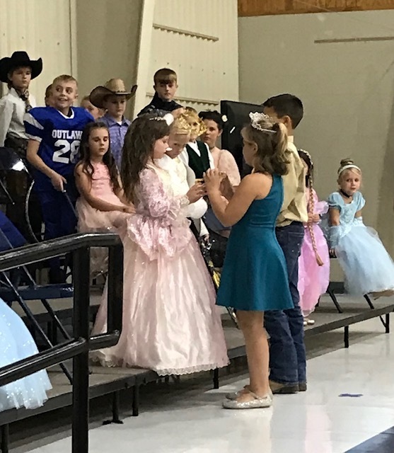 crowning 2022
